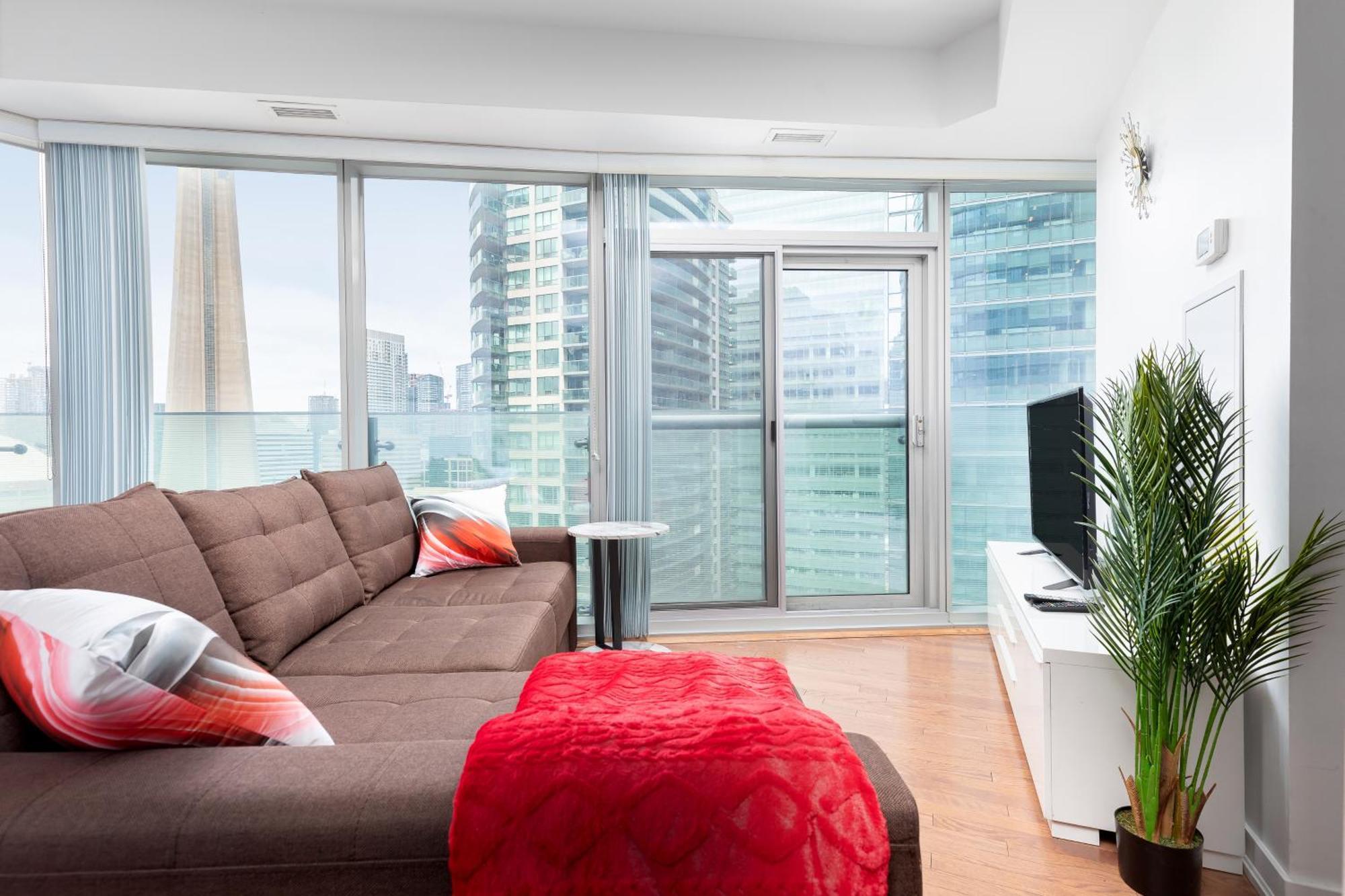 Downtown Toronto 2 Bedrooms Condo Exterior photo