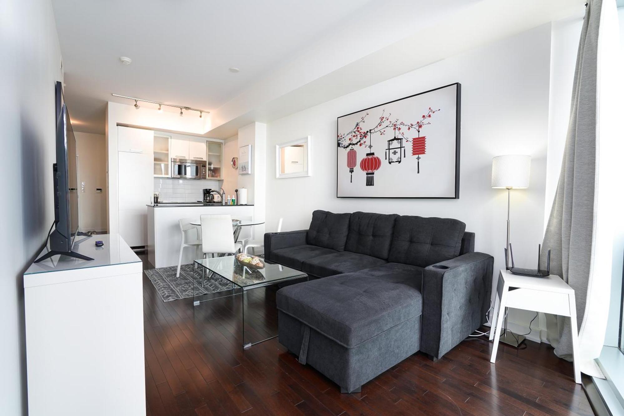 Downtown Toronto 2 Bedrooms Condo Exterior photo